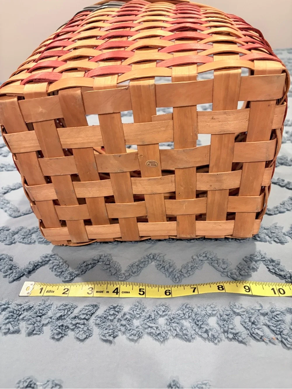 Source Unknown Red, Tan, Blue Woven Picnic Basket with Handle